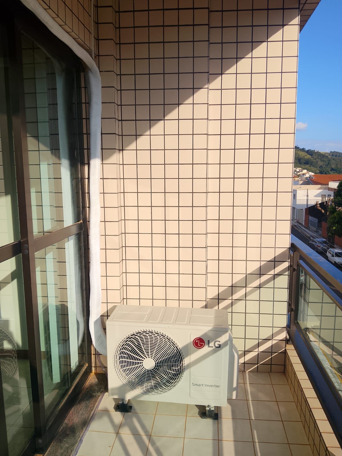 Condensadora em varanda